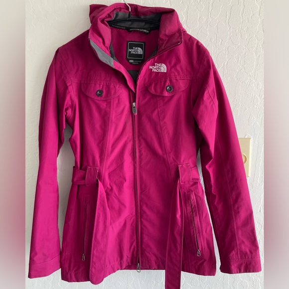 North Face Rain Coat - Picture 1 of 3